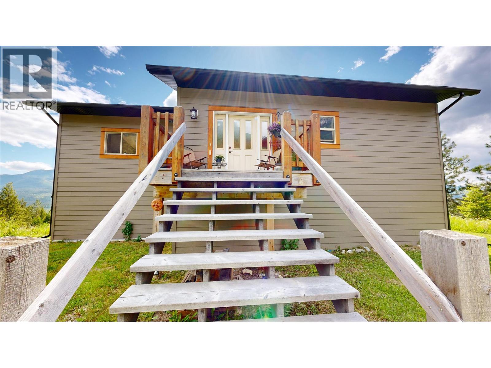2660 95 Highway, Brisco, British Columbia  V0A 1B0 - Photo 43 - 10390601