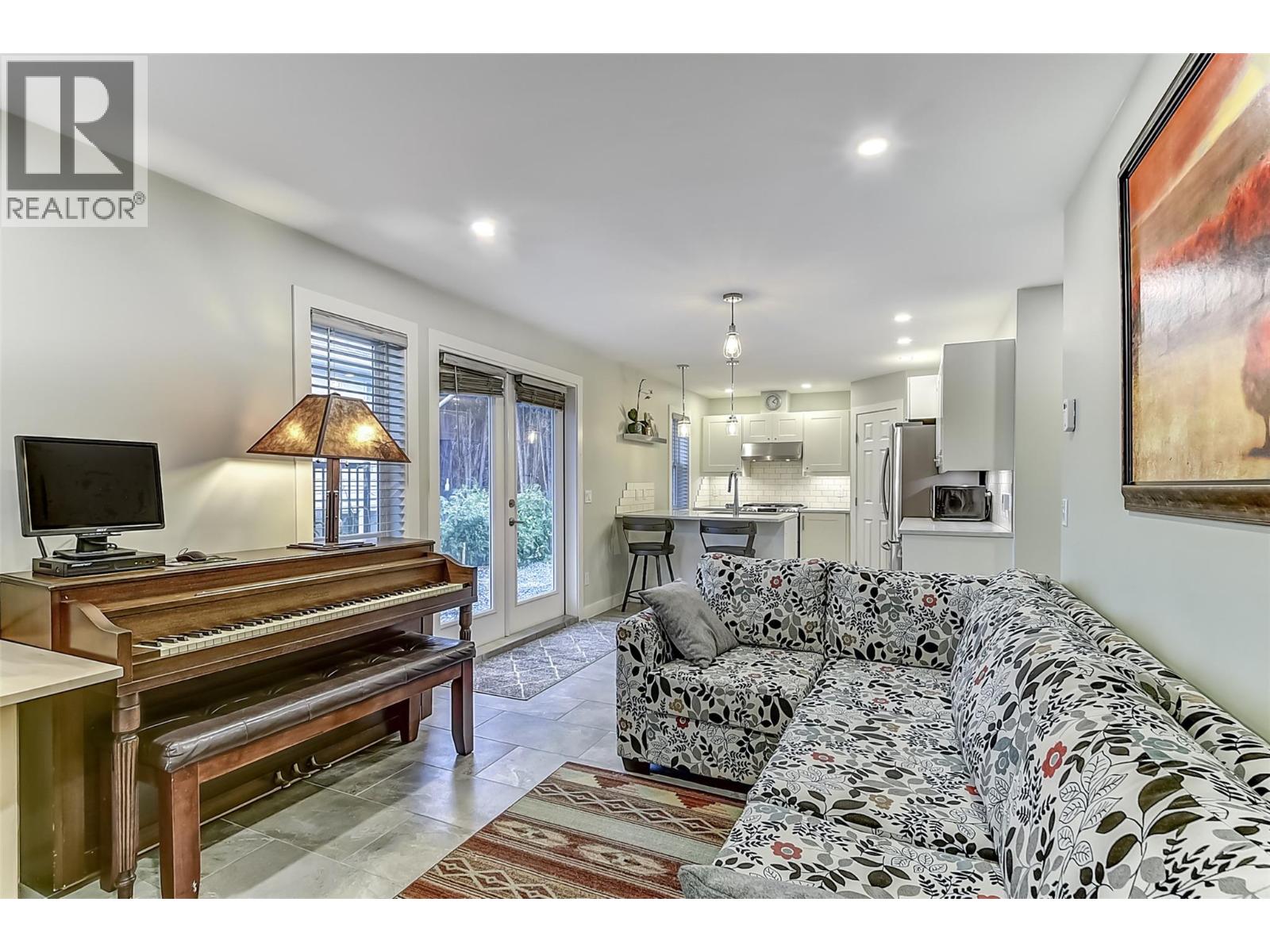 2202 Aberdeen Street, Kelowna, British Columbia  V1Y 2T4 - Photo 10 - 10390422