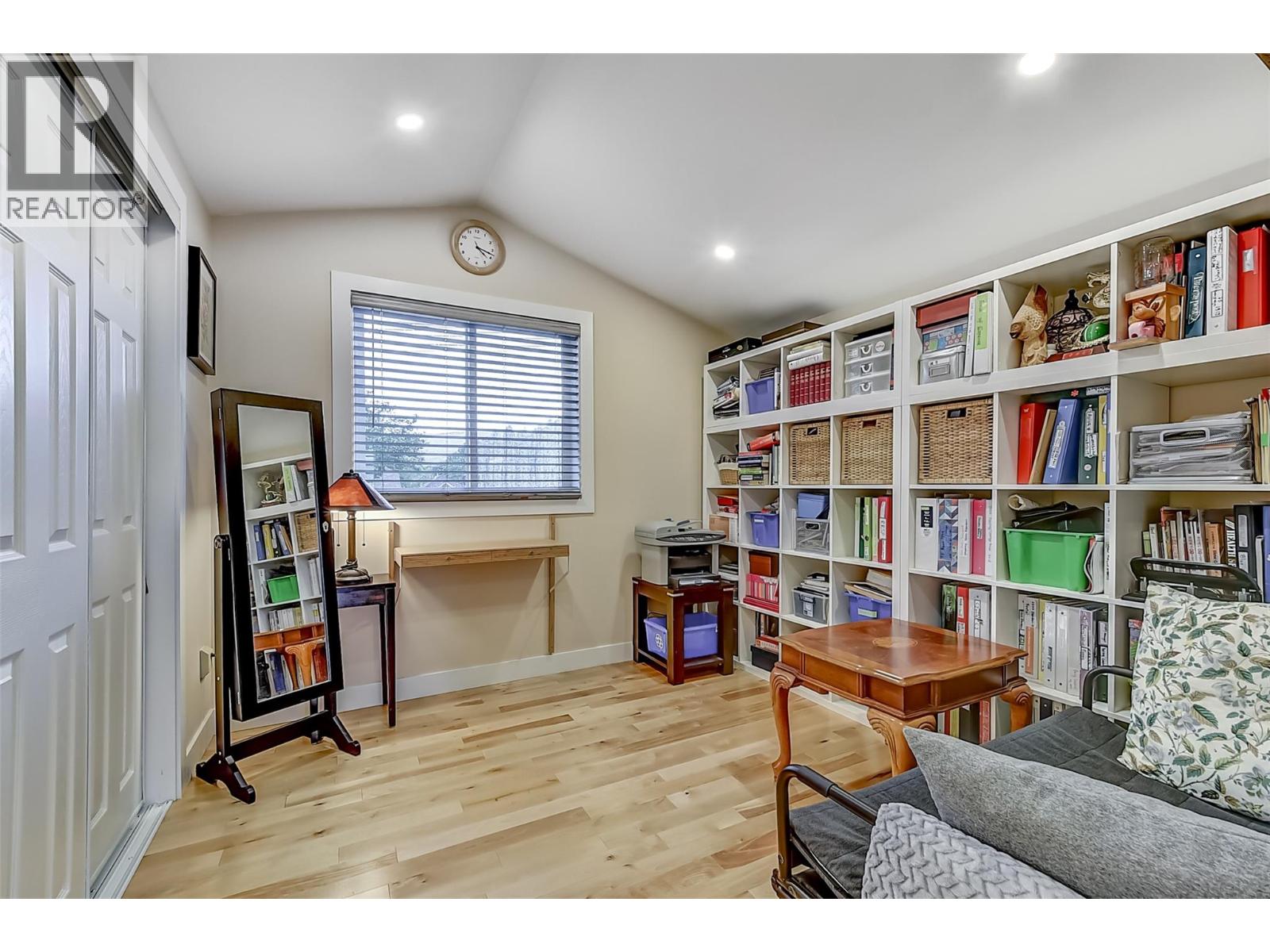 2202 Aberdeen Street, Kelowna, British Columbia  V1Y 2T4 - Photo 22 - 10390422