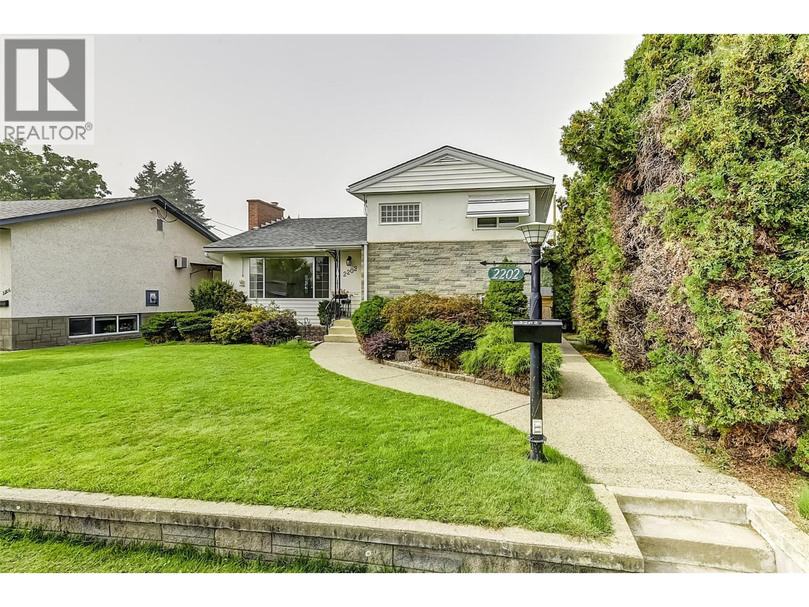 2202 Aberdeen Street, Kelowna, British Columbia  V1Y 2T4 - Photo 28 - 10390422