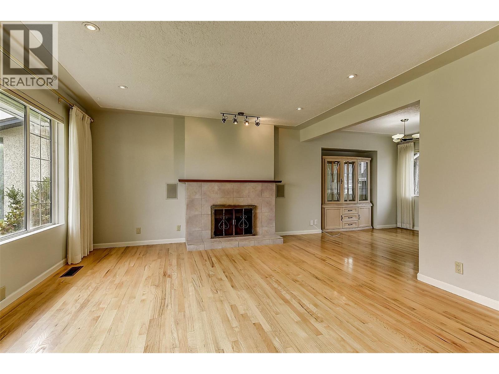 2202 Aberdeen Street, Kelowna, British Columbia  V1Y 2T4 - Photo 33 - 10390422