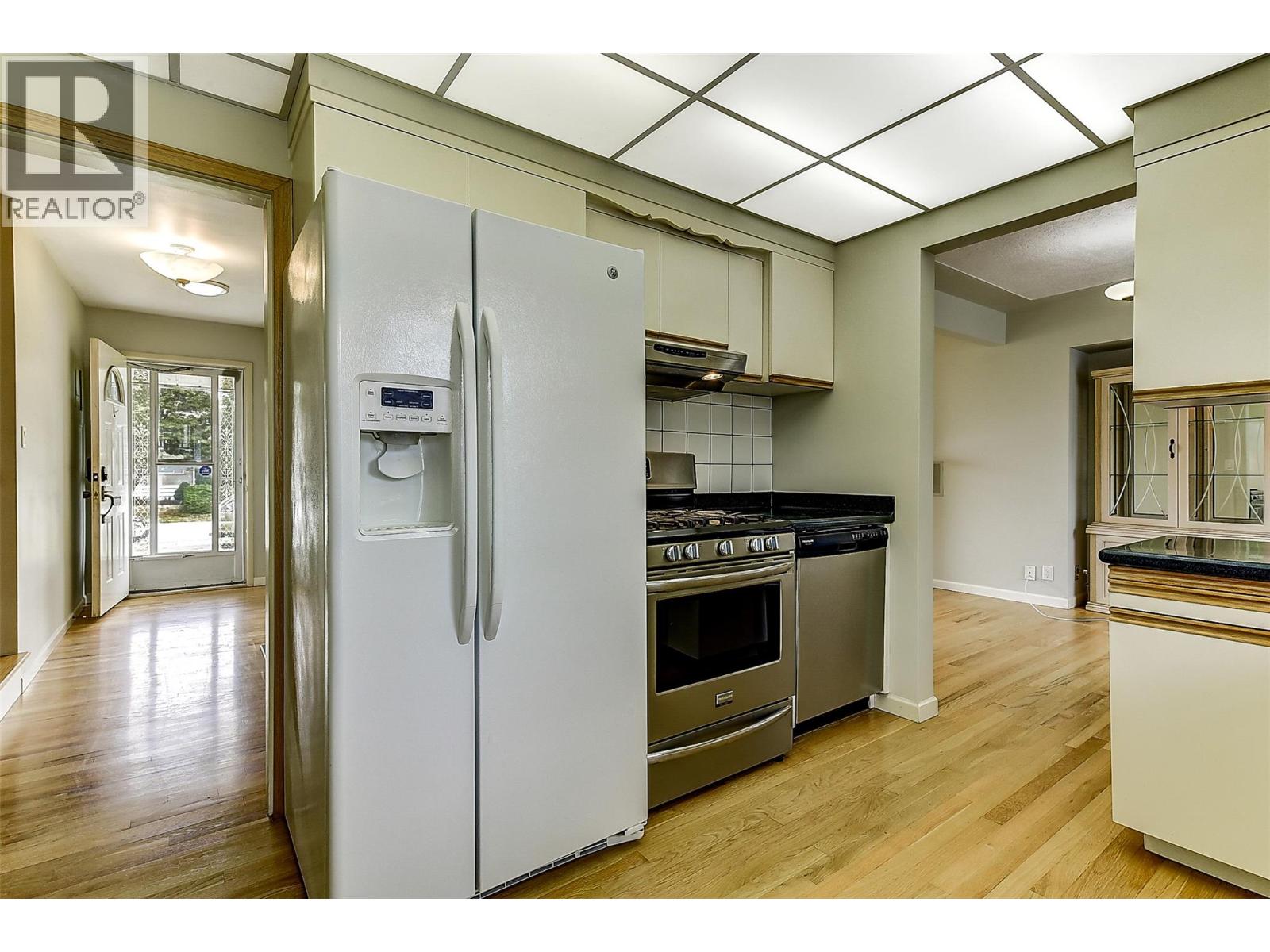 2202 Aberdeen Street, Kelowna, British Columbia  V1Y 2T4 - Photo 36 - 10390422