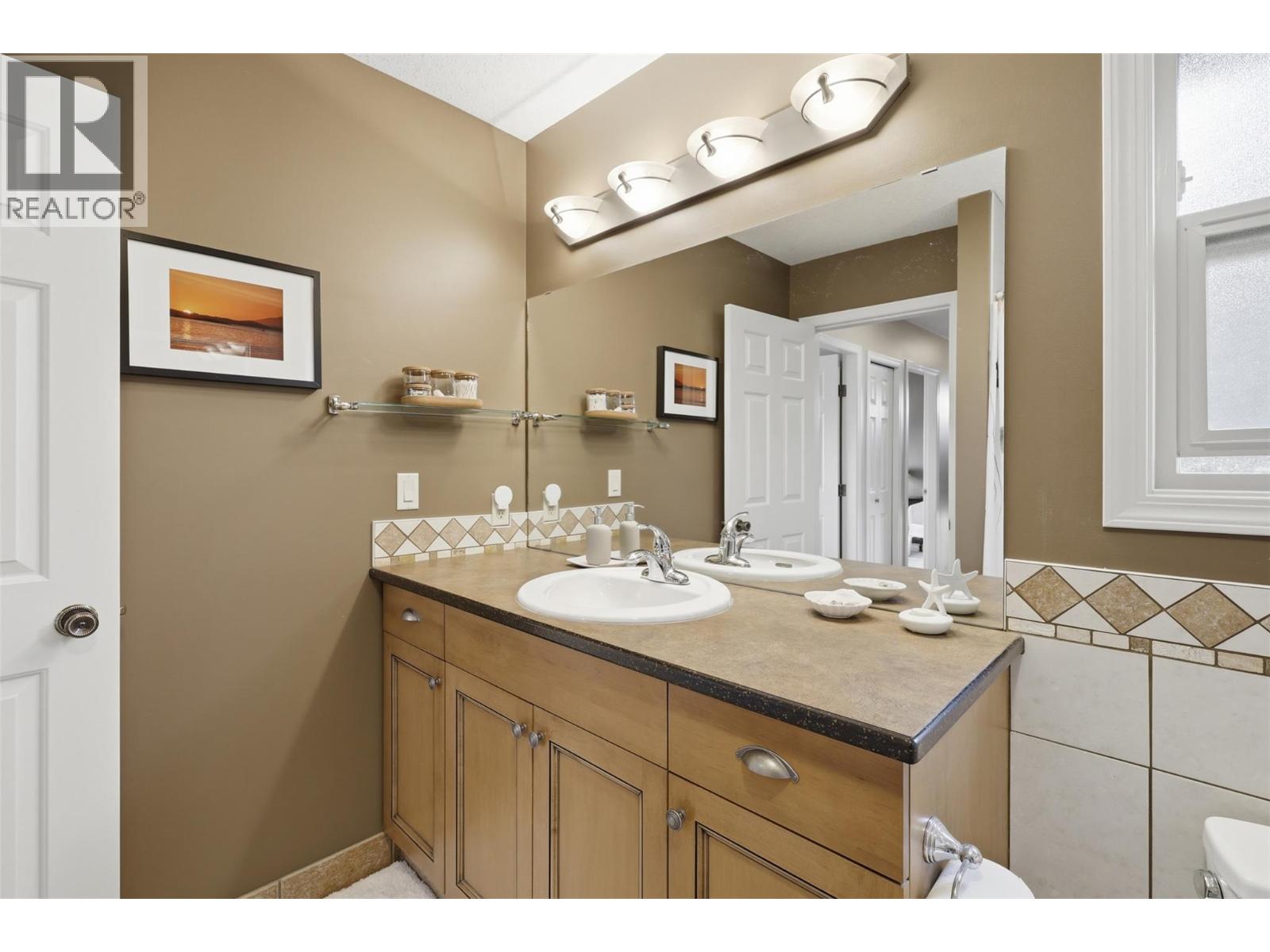 2057 Hampshire Drive, Kamloops, British Columbia  V1S 1E9 - Photo 38 - 10390804
