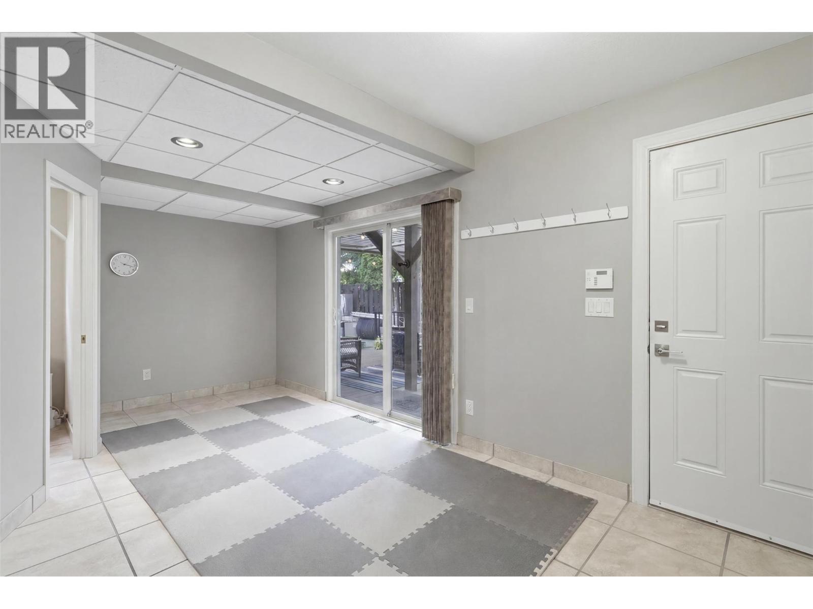 2057 Hampshire Drive, Kamloops, British Columbia  V1S 1E9 - Photo 40 - 10390804