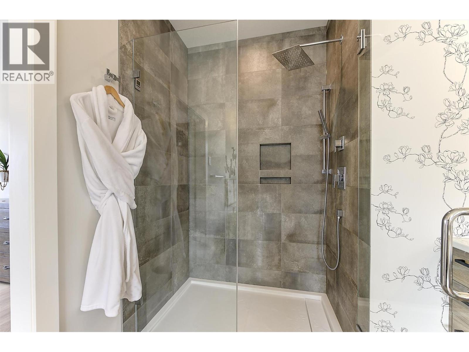 743 Deans Drive, Kelowna, British Columbia  V1P 1A1 - Photo 32 - 10390557