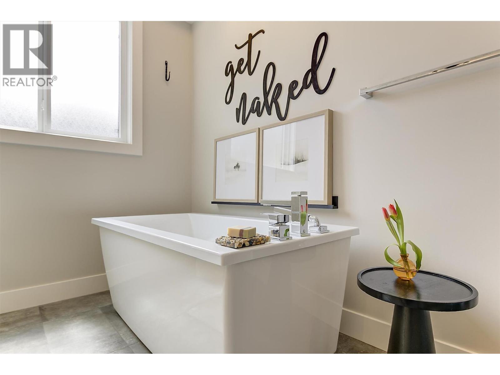 743 Deans Drive, Kelowna, British Columbia  V1P 1A1 - Photo 33 - 10390557
