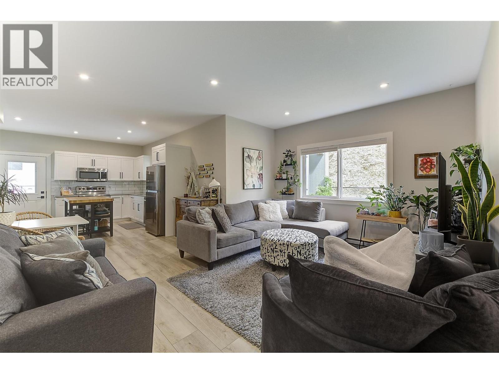 743 Deans Drive, Kelowna, British Columbia  V1P 1A1 - Photo 49 - 10390557