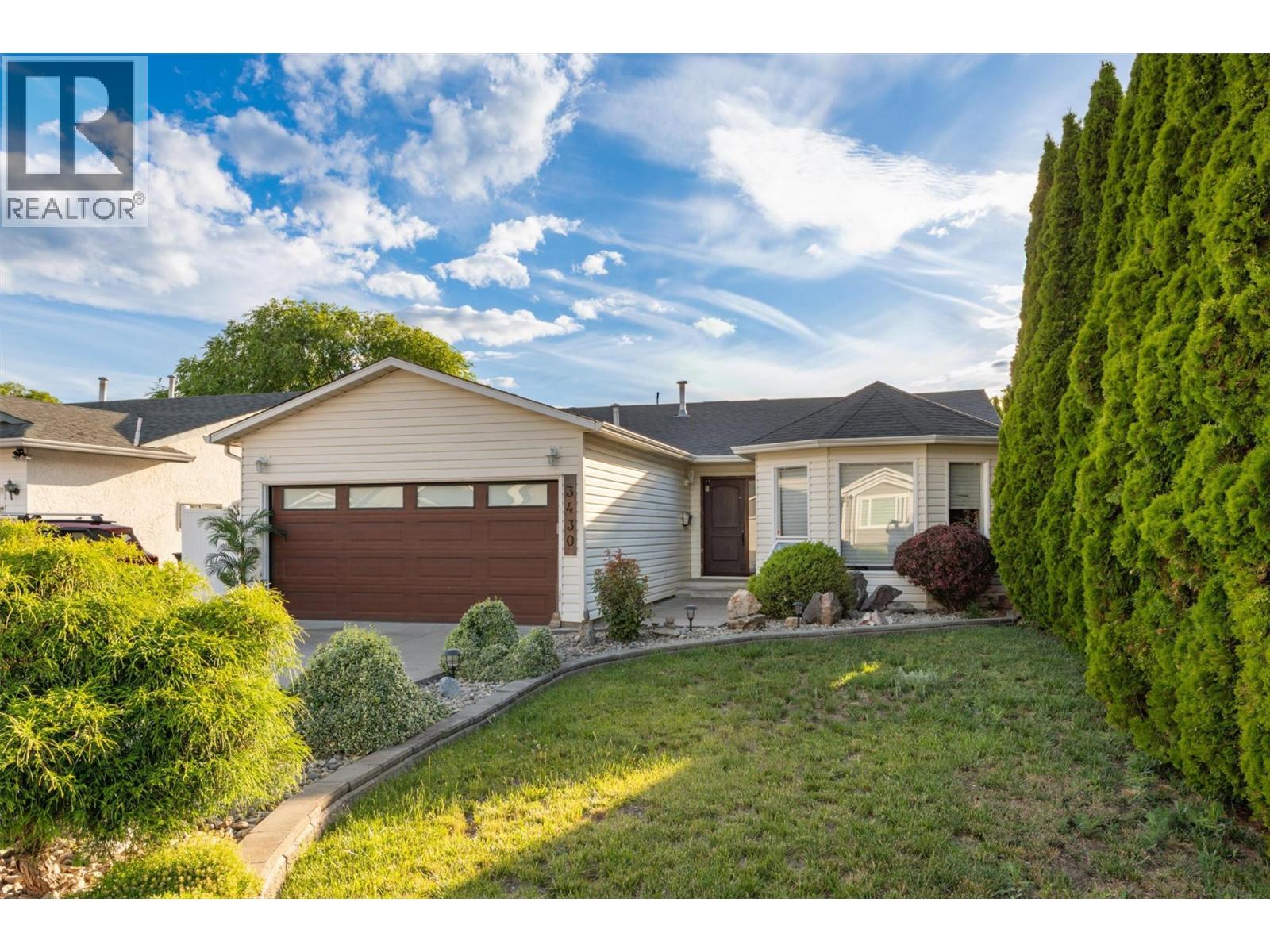 3430 Silverberry Road, kelowna, British Columbia