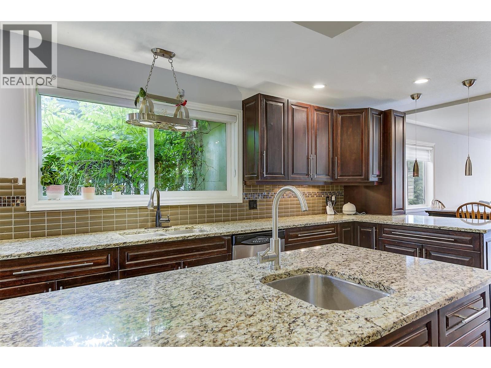 3430 Silverberry Road, Kelowna, British Columbia  V1W 3V5 - Photo 11 - 10390277
