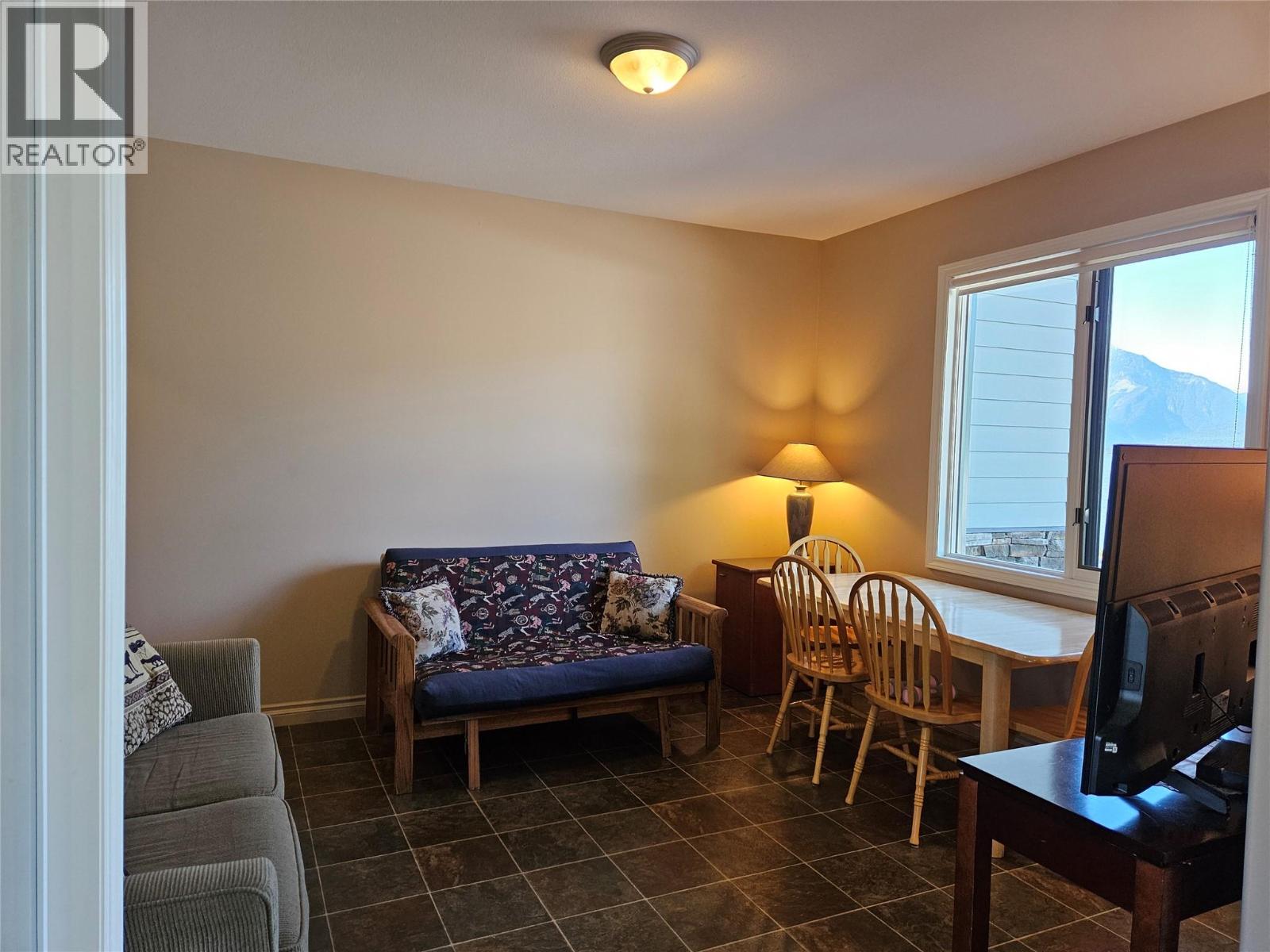 1710 6 Highway, Nakusp, British Columbia  V0G 1R1 - Photo 20 - 10390754