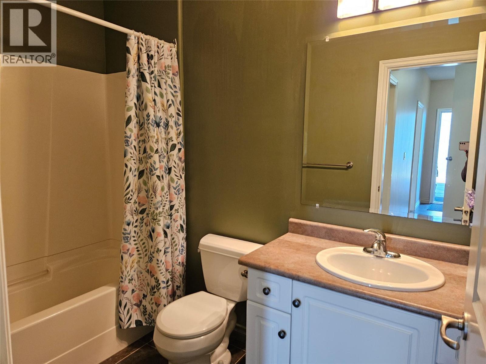 1710 6 Highway, Nakusp, British Columbia  V0G 1R1 - Photo 25 - 10390754