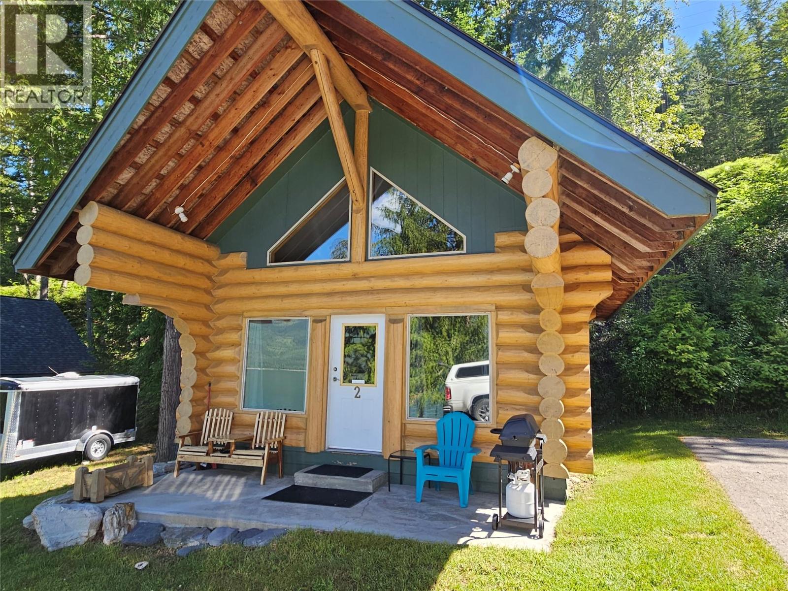 1710 6 Highway, Nakusp, British Columbia  V0G 1R1 - Photo 3 - 10390754