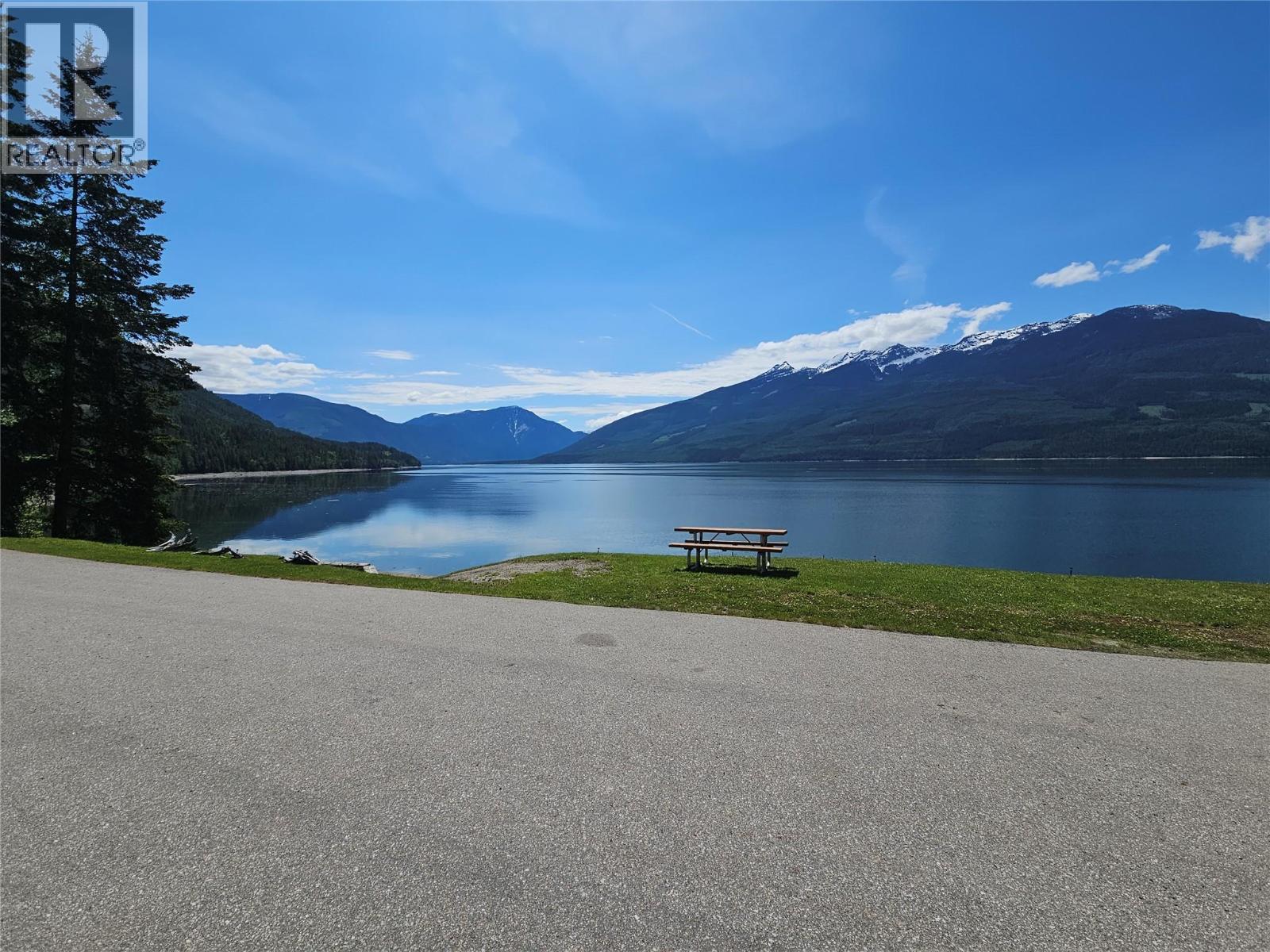 1710 6 Highway, Nakusp, British Columbia  V0G 1R1 - Photo 40 - 10390754