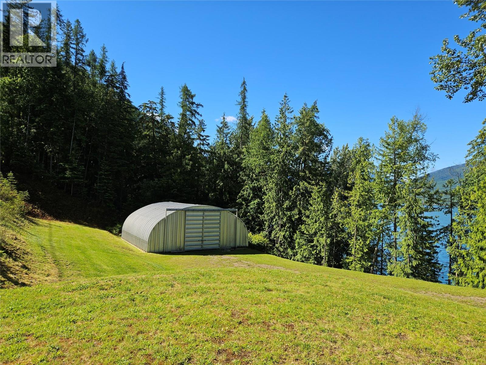 1710 6 Highway, Nakusp, British Columbia  V0G 1R1 - Photo 41 - 10390754