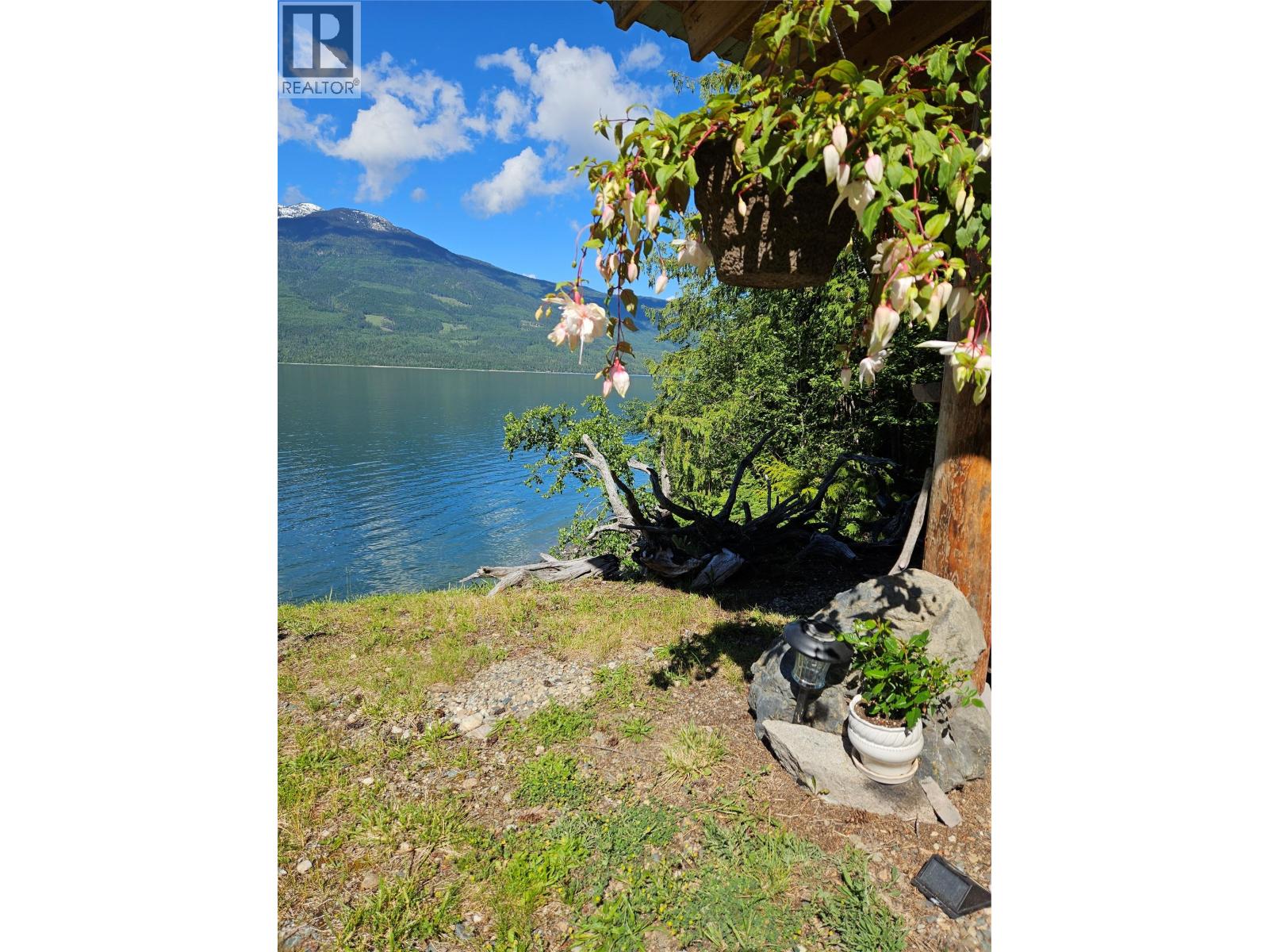 1710 6 Highway, Nakusp, British Columbia  V0G 1R1 - Photo 49 - 10390754