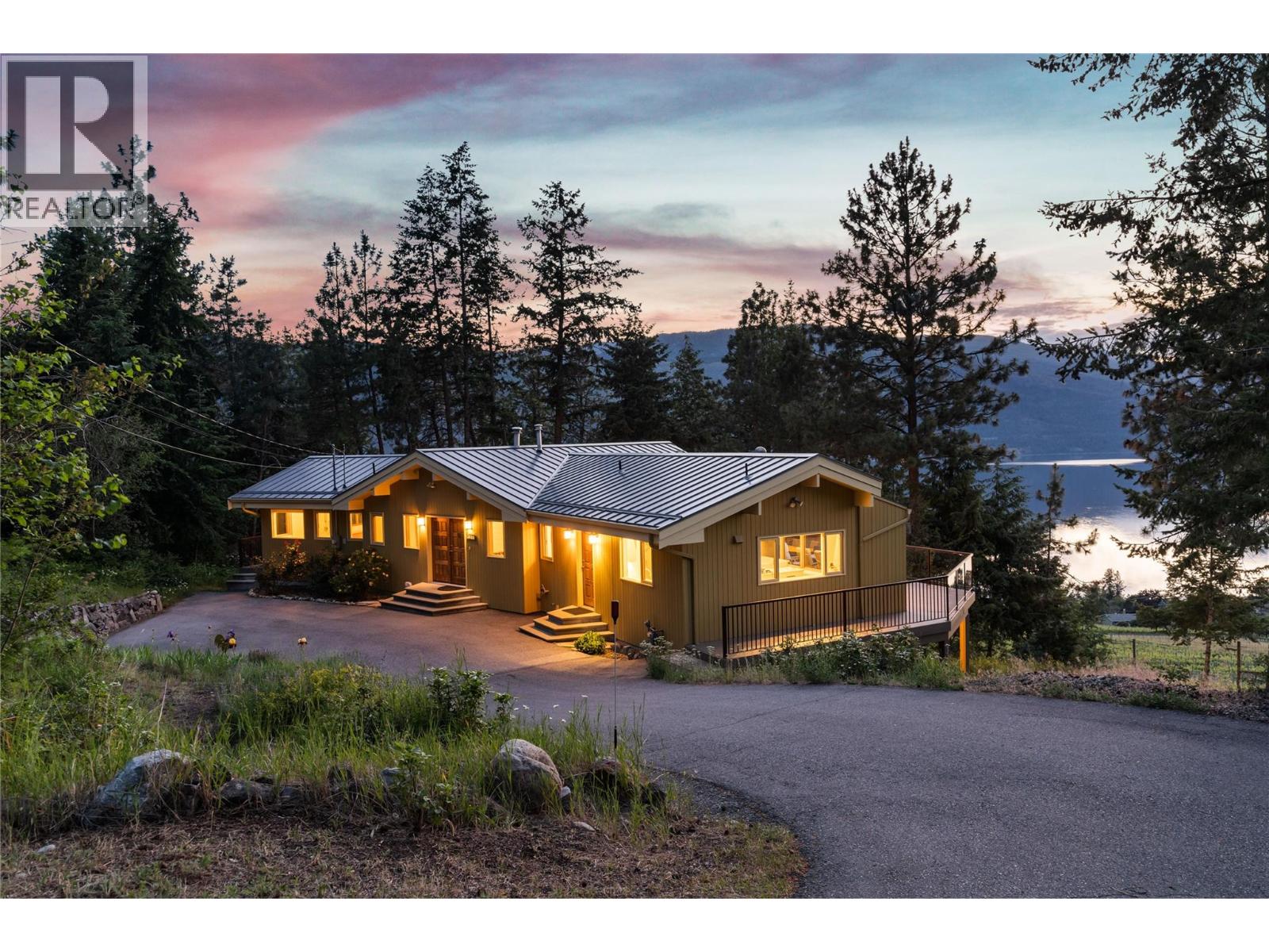 1279 Camp Road, Lake Country, British Columbia  V4V 1J9 - Photo 1 - 10390736