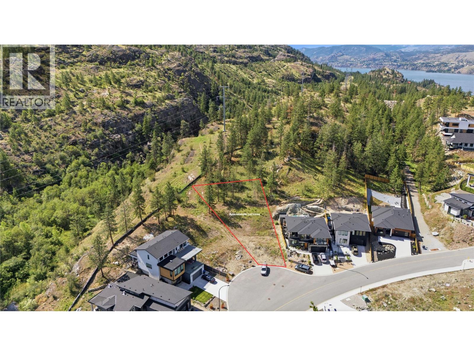 3232 EVERGREEN Drive, penticton, British Columbia