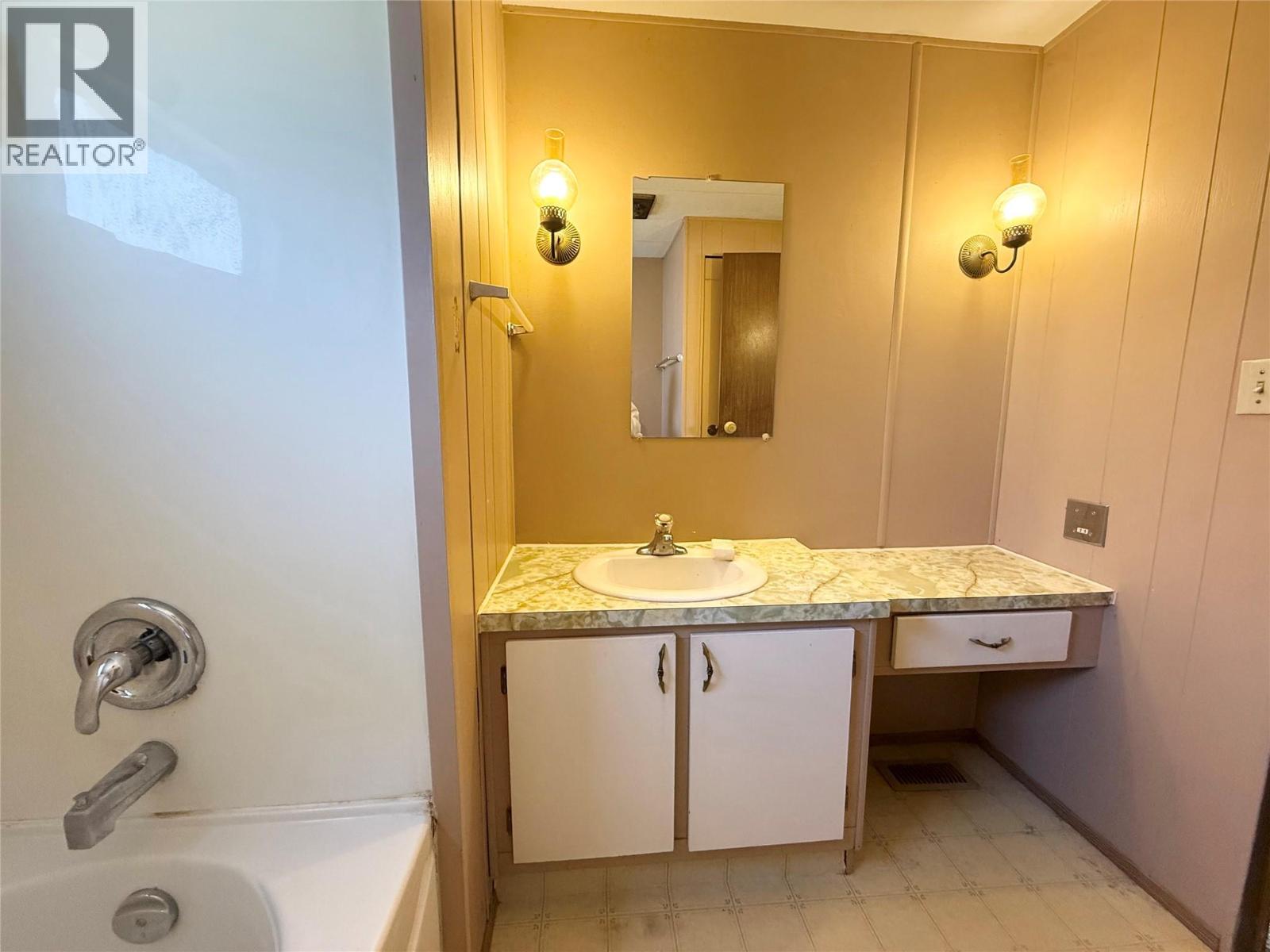 435 Barwick Avenue, Merritt, British Columbia  V0K 1Y0 - Photo 20 - 10390791