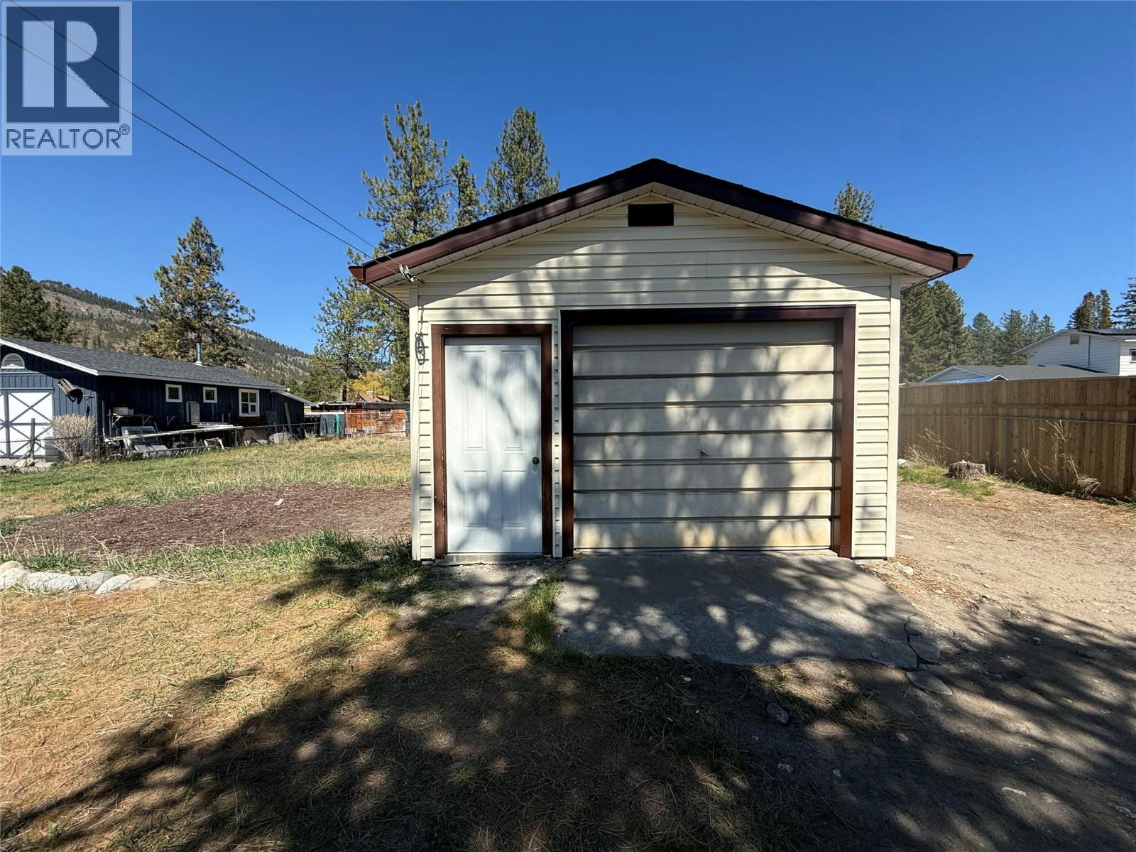 435 Barwick Avenue, Merritt, British Columbia  V0K 1Y0 - Photo 31 - 10390791