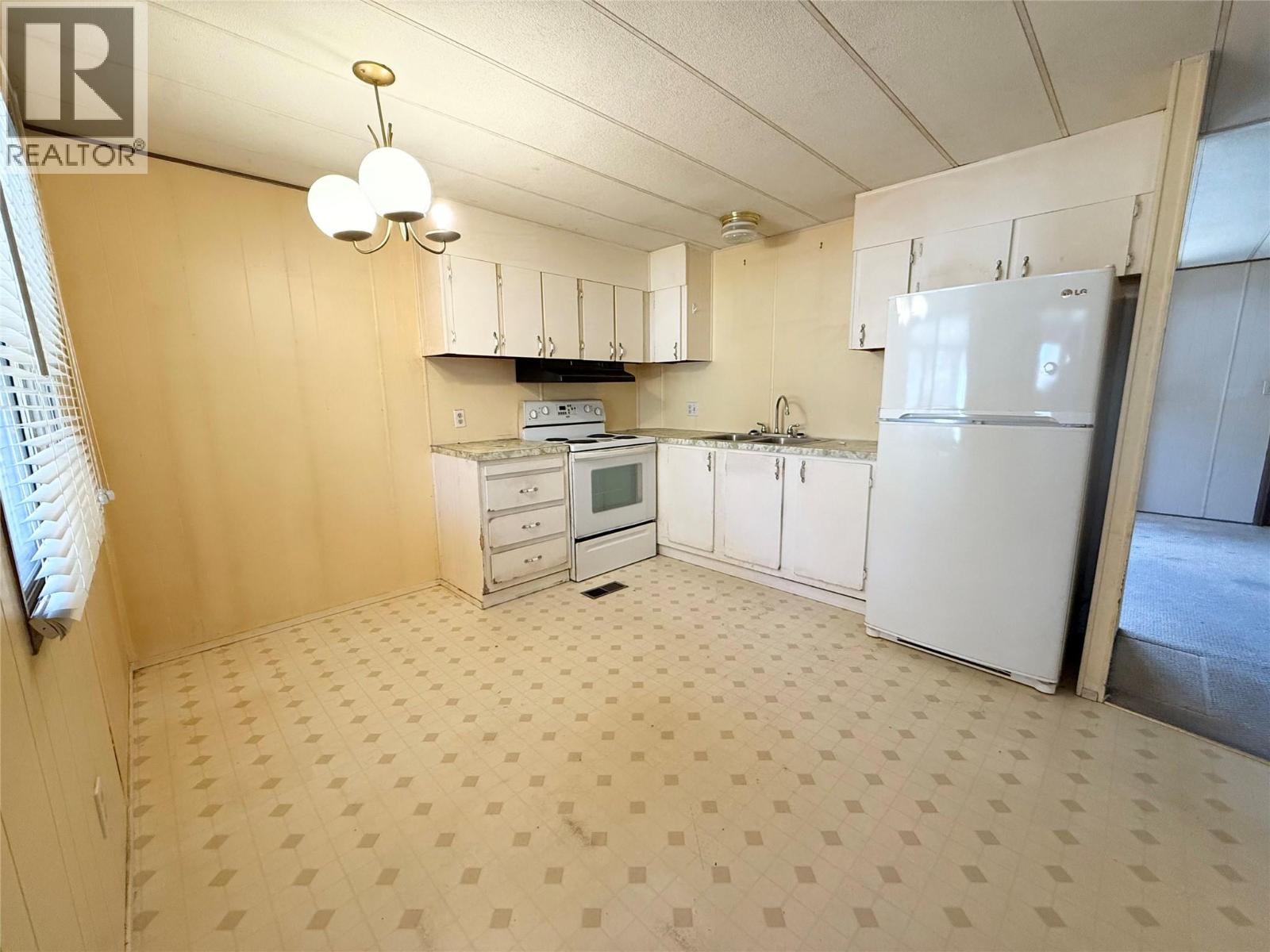 435 Barwick Avenue, Merritt, British Columbia  V0K 1Y0 - Photo 4 - 10390791