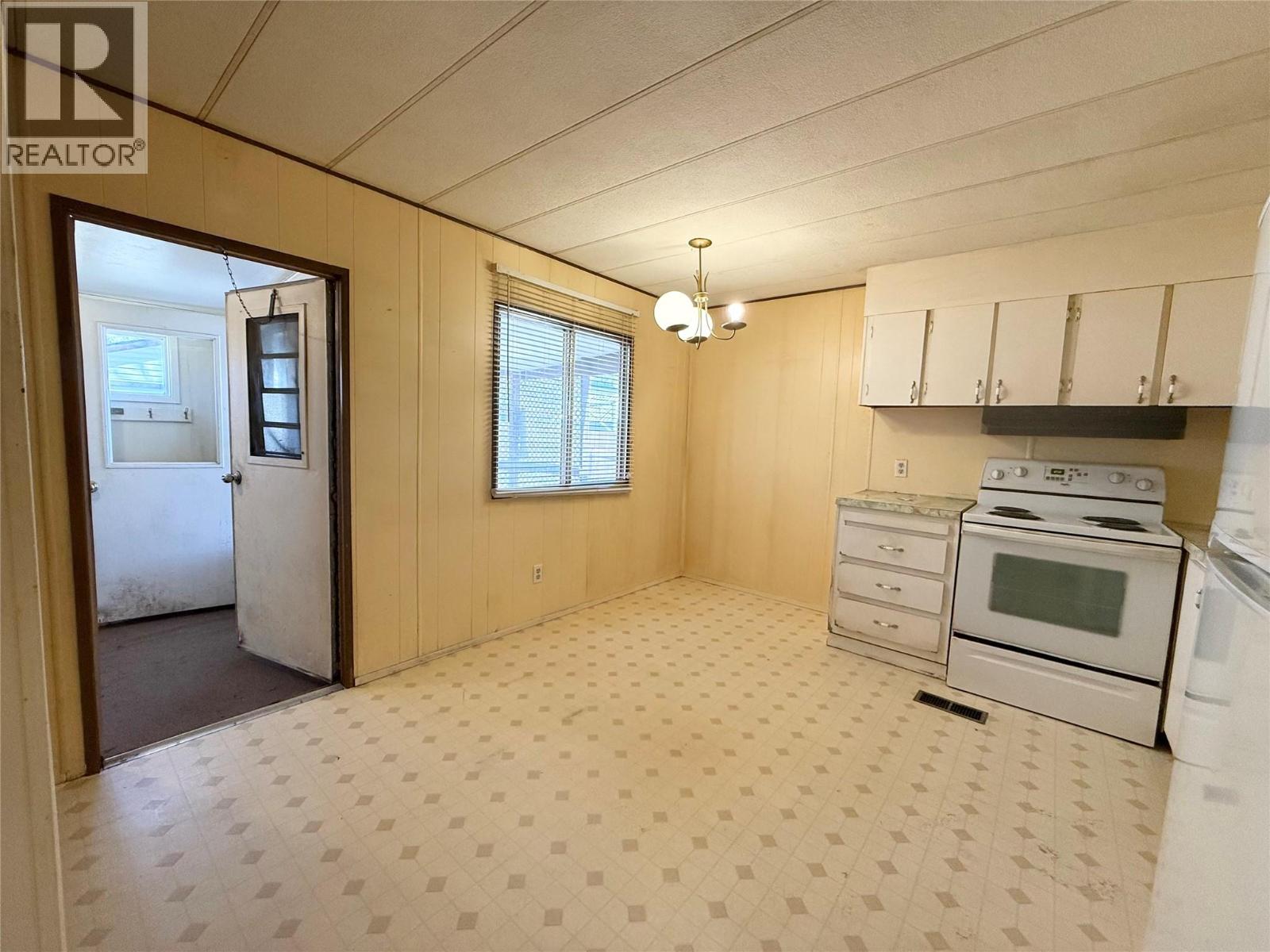 435 Barwick Avenue, Merritt, British Columbia  V0K 1Y0 - Photo 6 - 10390791