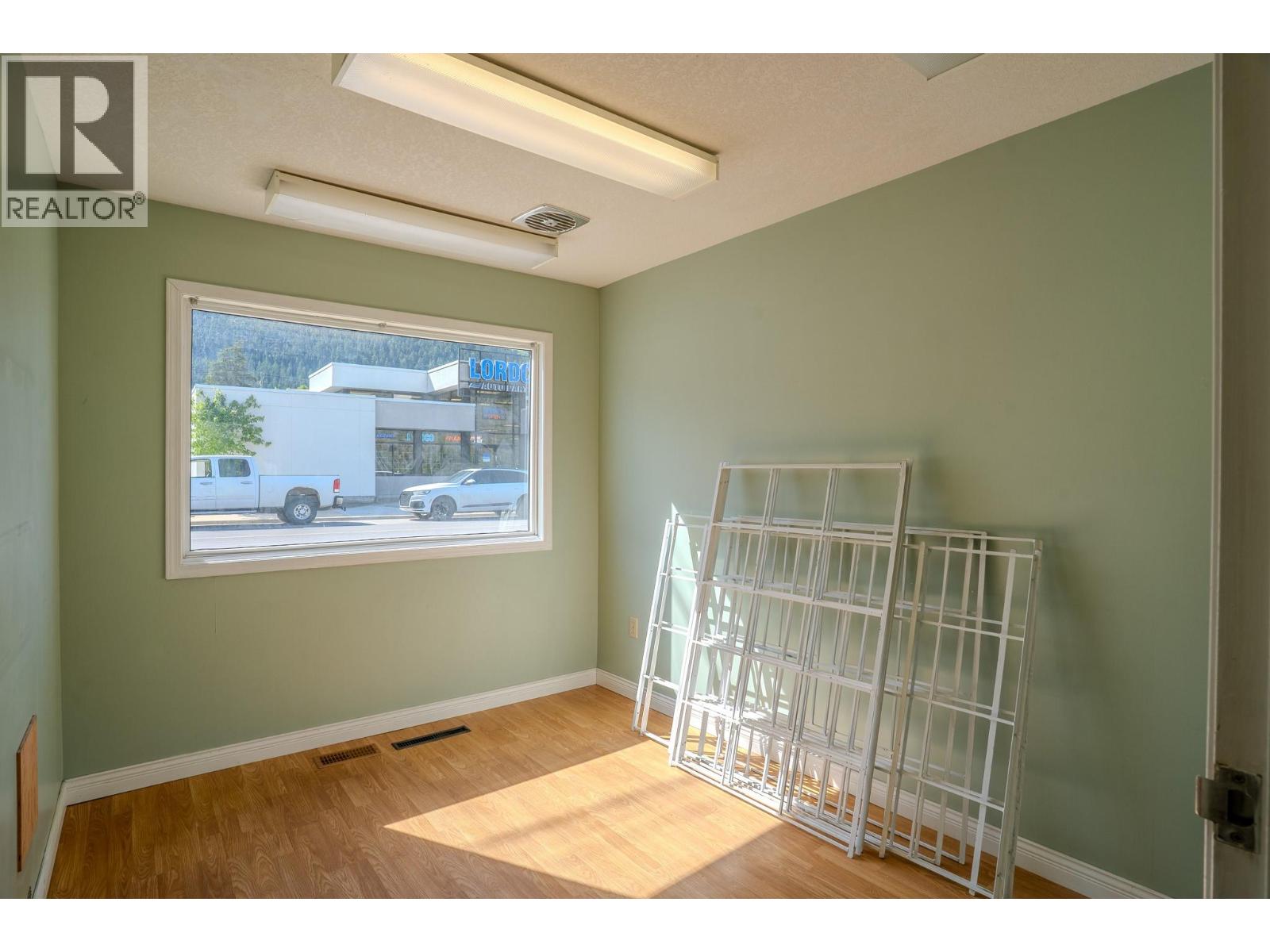 722 1st Avenue, Chase, British Columbia  V0E 1M0 - Photo 20 - 10390385