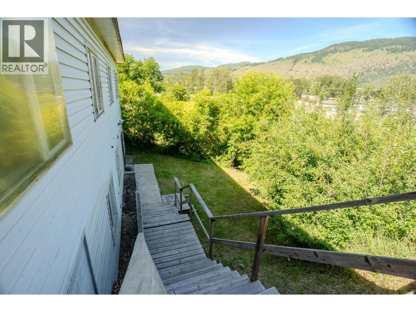 722 1st Avenue, Chase, British Columbia  V0E 1M0 - Photo 48 - 10390385
