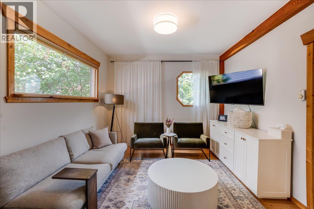 233 D Avenue, Kaslo, British Columbia  V0G 1M0 - Photo 15 - 10390154
