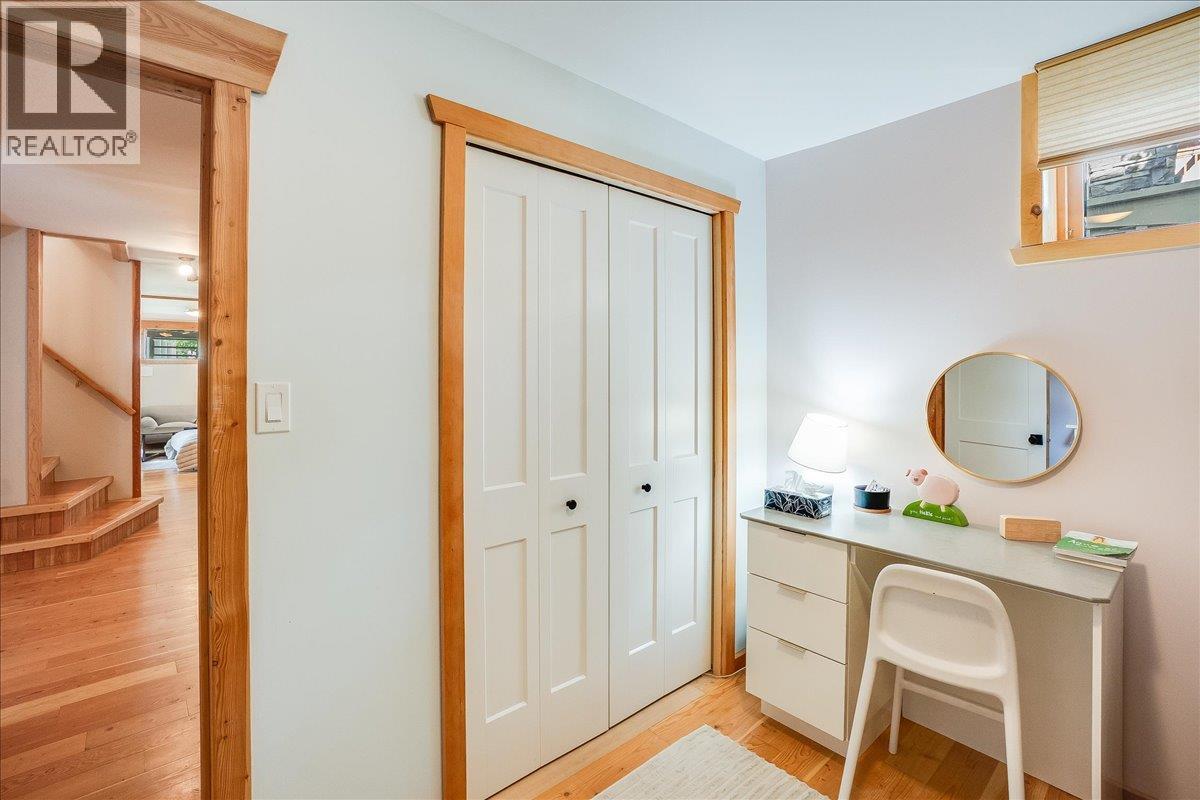 233 D Avenue, Kaslo, British Columbia  V0G 1M0 - Photo 25 - 10390154