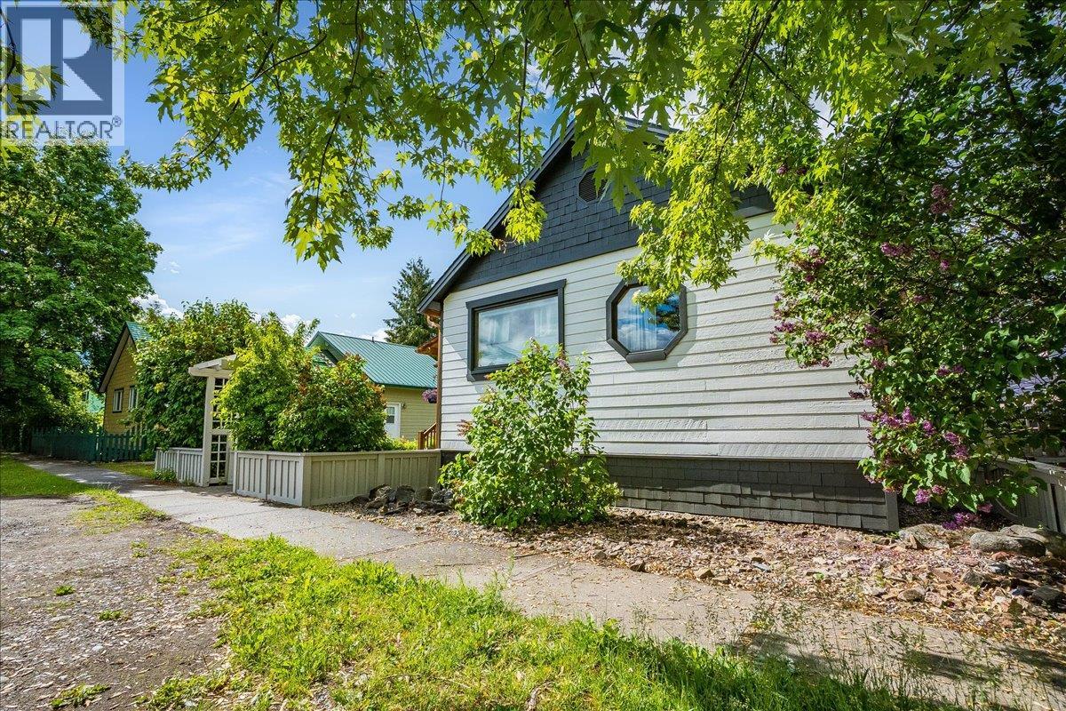 233 D Avenue, Kaslo, British Columbia  V0G 1M0 - Photo 34 - 10390154