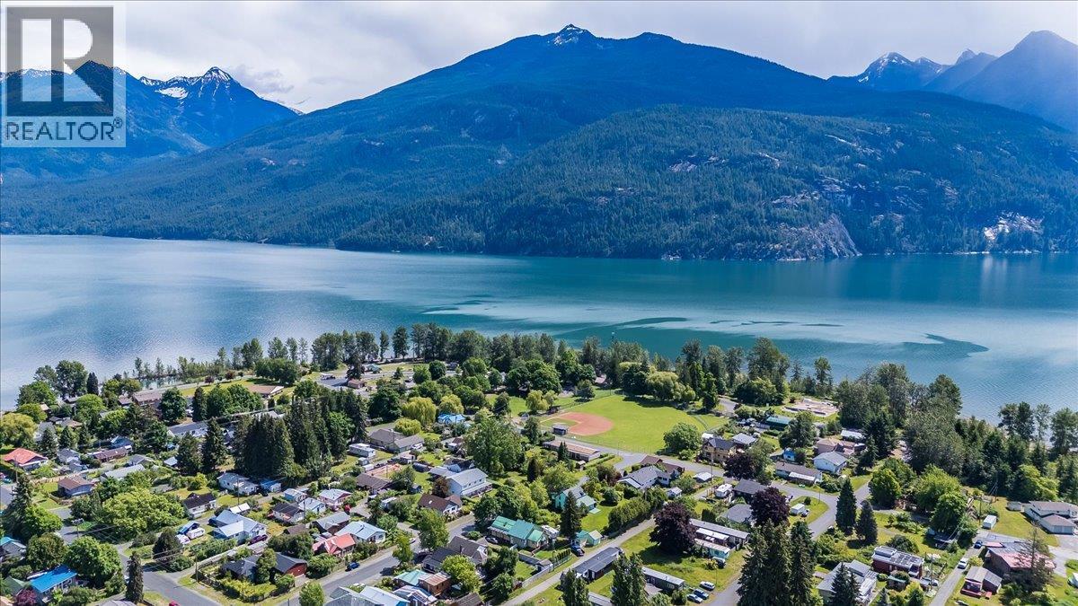 233 D Avenue, Kaslo, British Columbia  V0G 1M0 - Photo 44 - 10390154