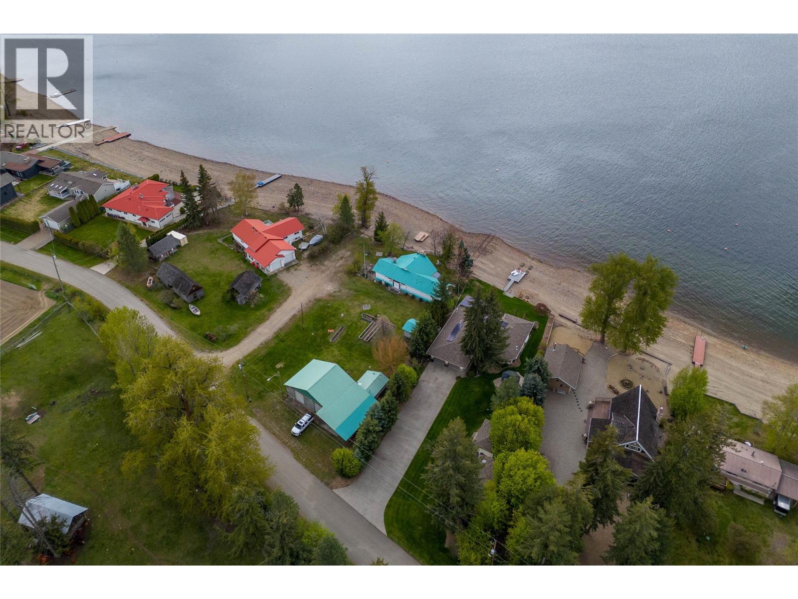 3726 Zinck Road, scotch creek, British Columbia