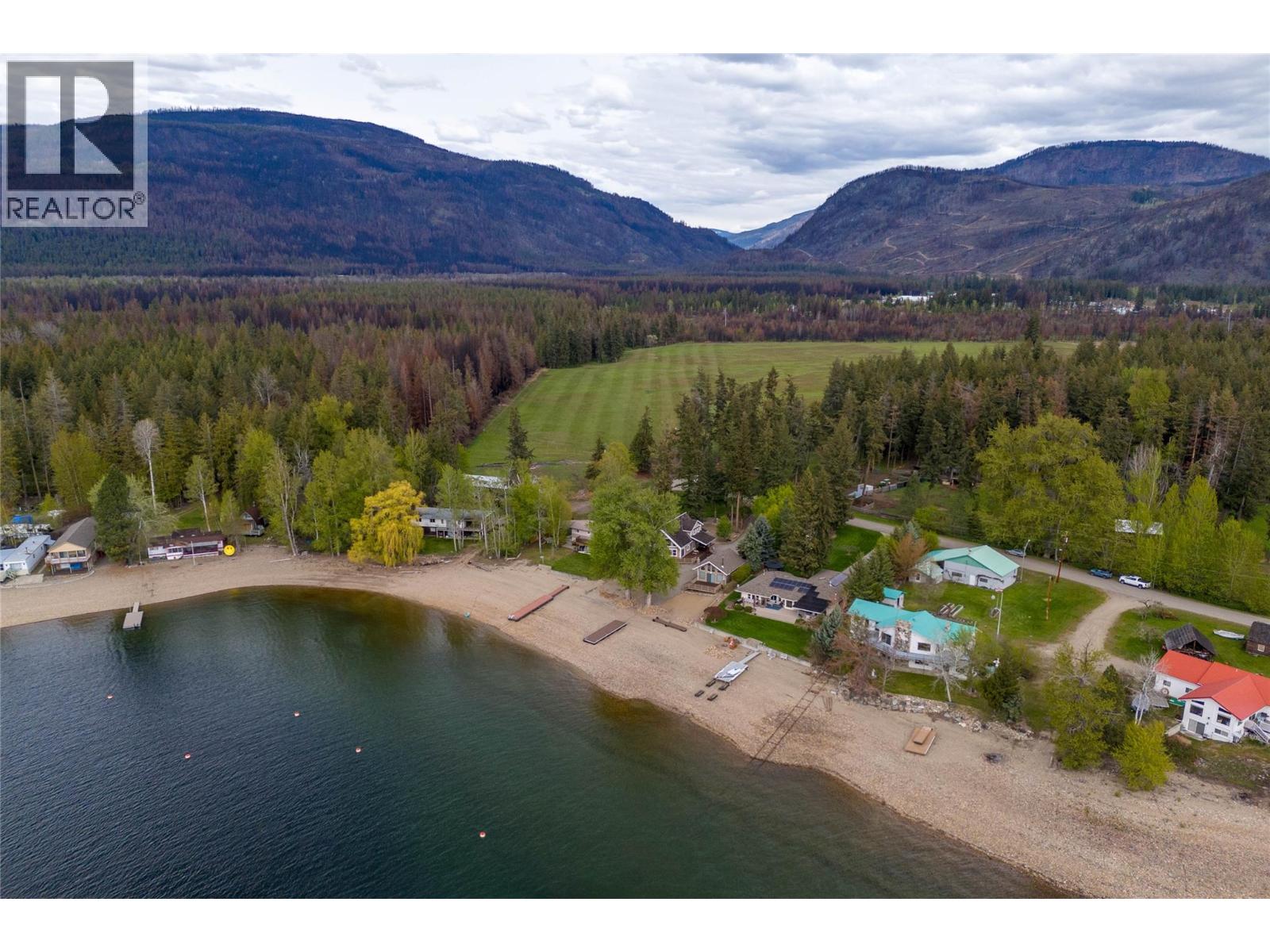 3726 Zinck Road, Scotch Creek, British Columbia  V0E 1M5 - Photo 4 - 10390752
