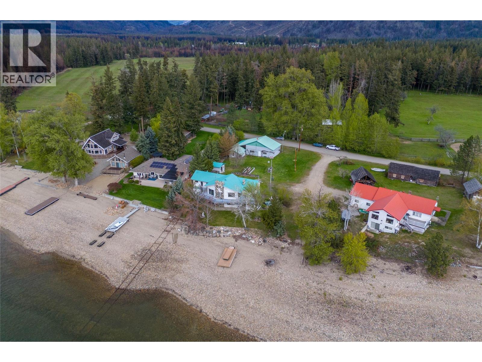 3726 Zinck Road, Scotch Creek, British Columbia  V0E 1M5 - Photo 6 - 10390752