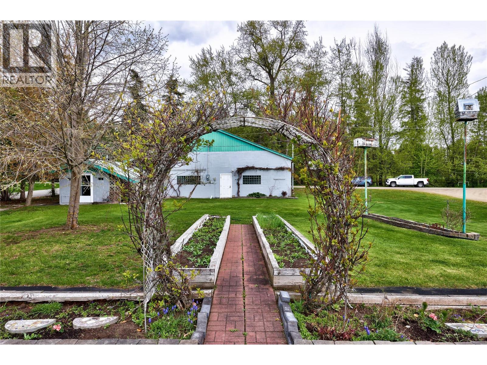 3726 Zinck Road, Scotch Creek, British Columbia  V0E 1M5 - Photo 61 - 10390752