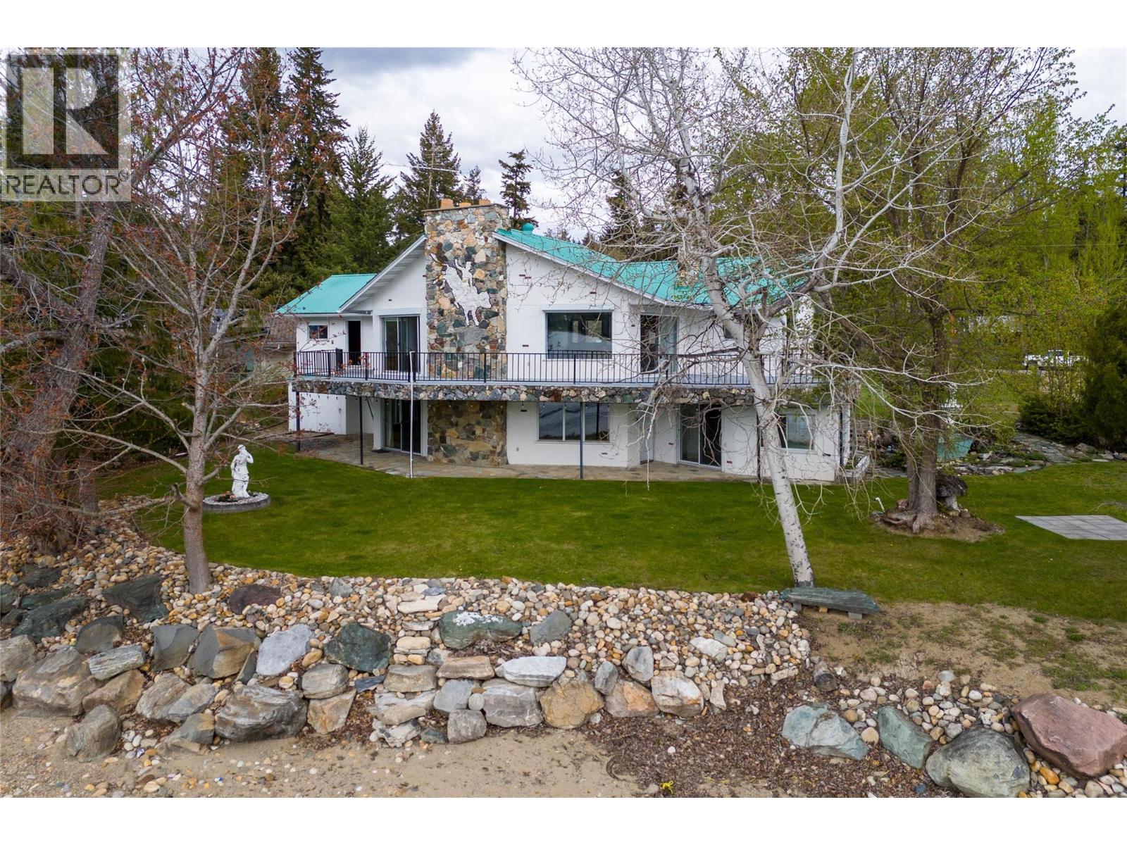 3726 Zinck Road, Scotch Creek, British Columbia  V0E 1M5 - Photo 8 - 10390752