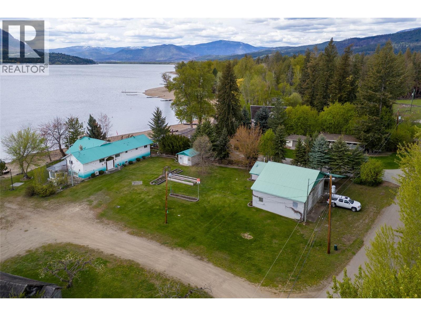 3726 Zinck Road, Scotch Creek, British Columbia  V0E 1M5 - Photo 9 - 10390752