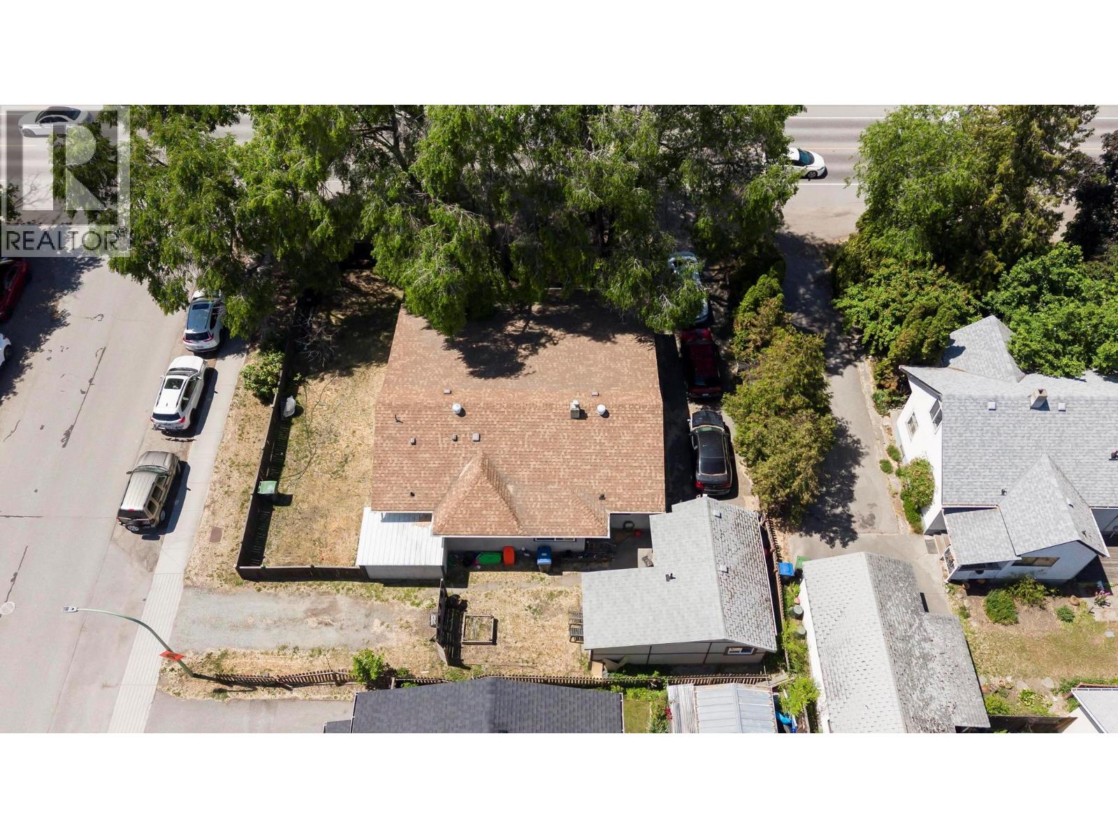 2435 Richter Street, Kelowna, British Columbia  V1Y 2P5 - Photo 8 - 10390641