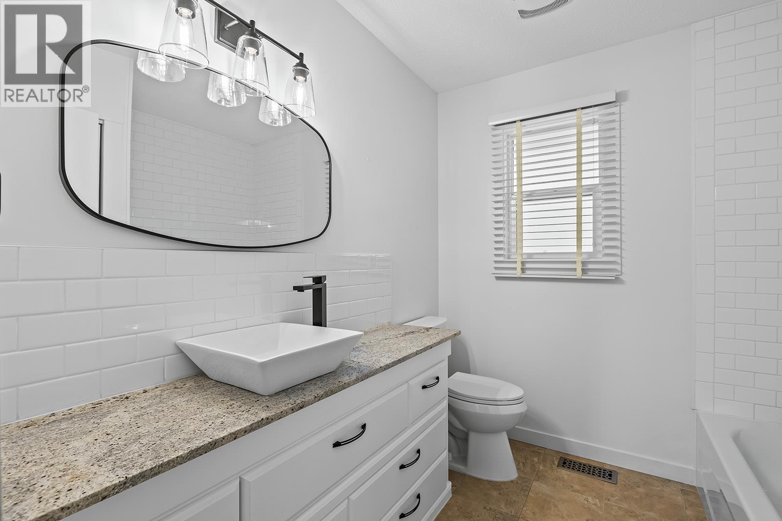 475 Collett Road, Kelowna, British Columbia  V1W 1K8 - Photo 18 - 10390506