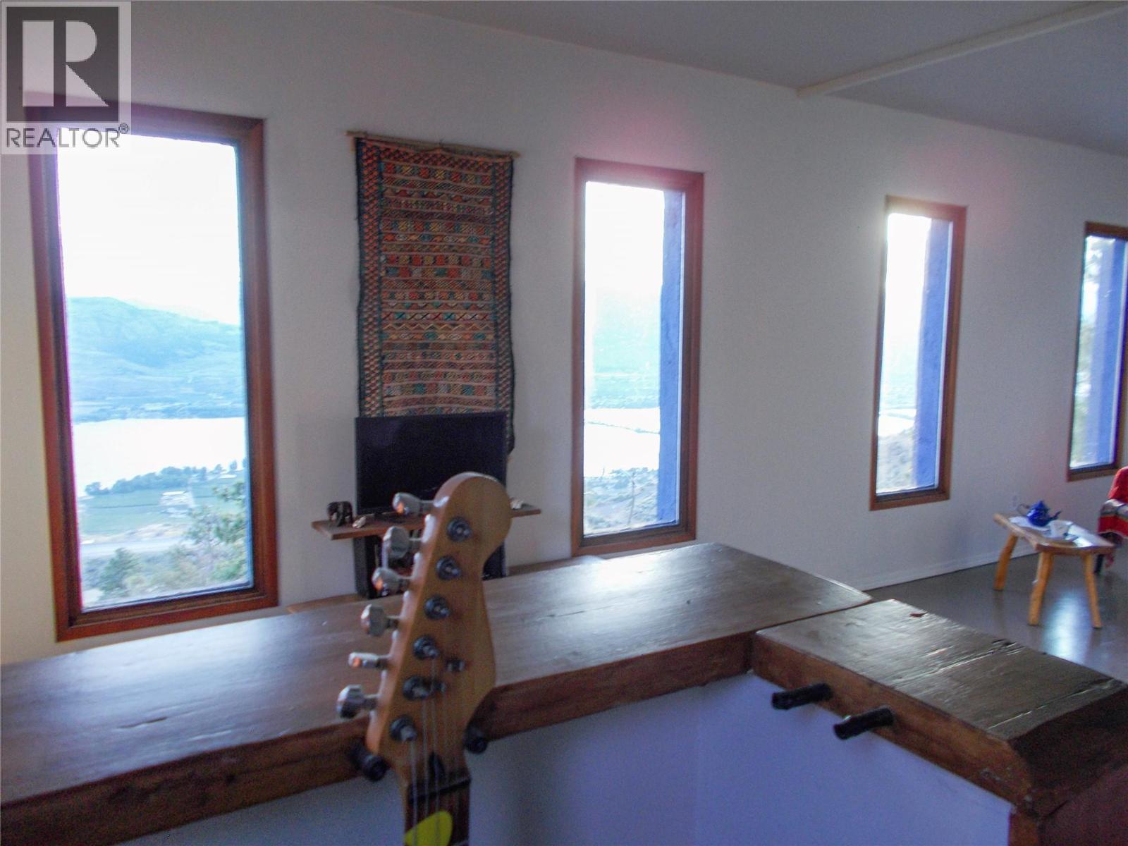 1345 3 Highway, Osoyoos, British Columbia  V0H 1V6 - Photo 25 - 10390677