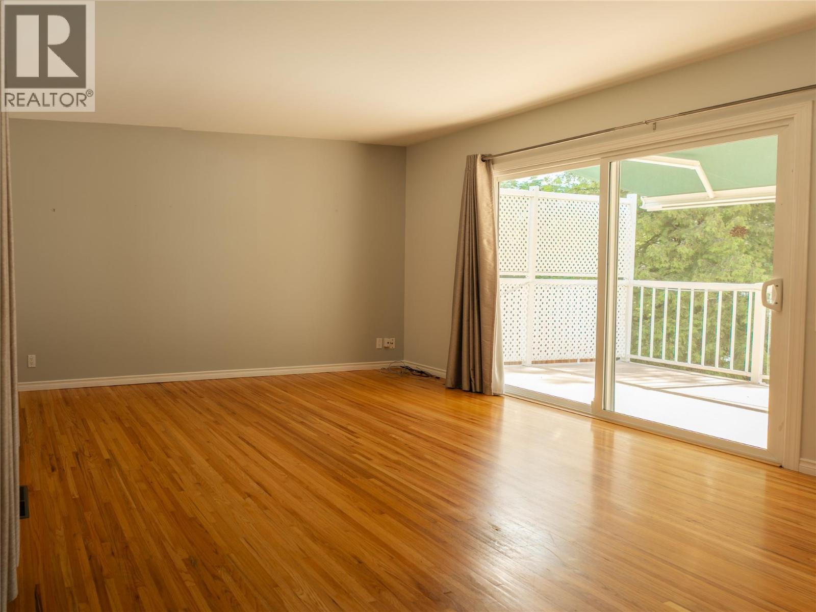615 Eighth Street, Nelson, British Columbia  V1L 3A6 - Photo 14 - 10390503