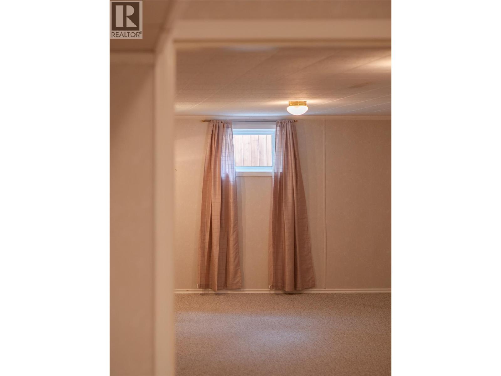 615 Eighth Street, Nelson, British Columbia  V1L 3A6 - Photo 49 - 10390503