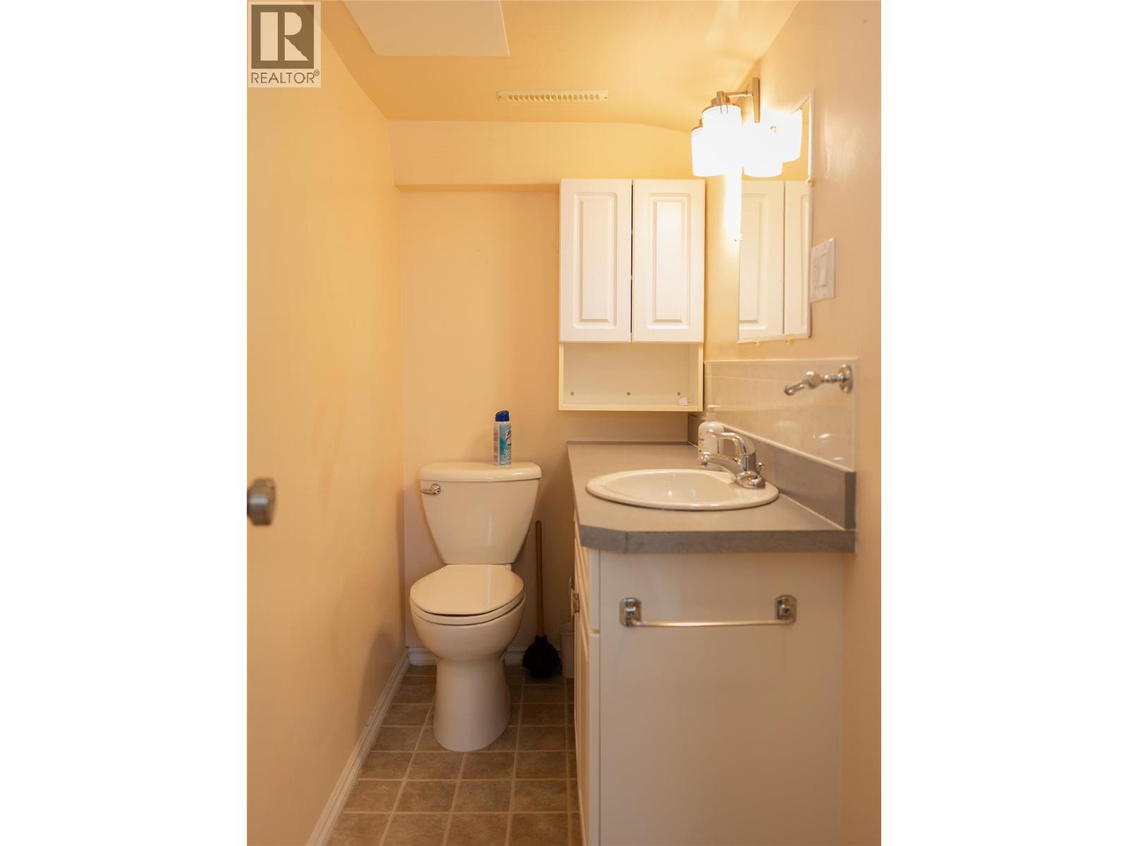 615 Eighth Street, Nelson, British Columbia  V1L 3A6 - Photo 55 - 10390503