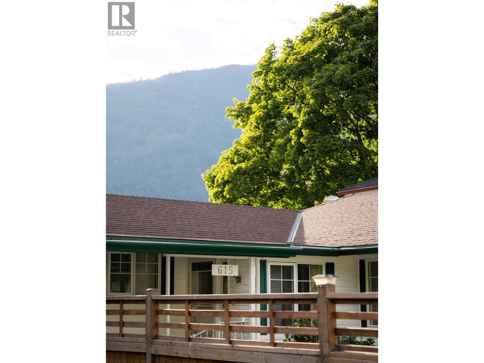 615 Eighth Street, Nelson, British Columbia  V1L 3A6 - Photo 64 - 10390503