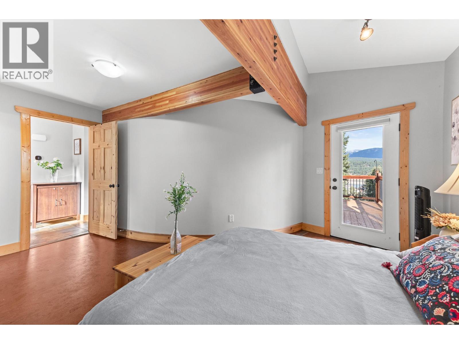 9881 Osprey Landing Drive, Wardner, British Columbia  V0B 2J0 - Photo 13 - 10390127