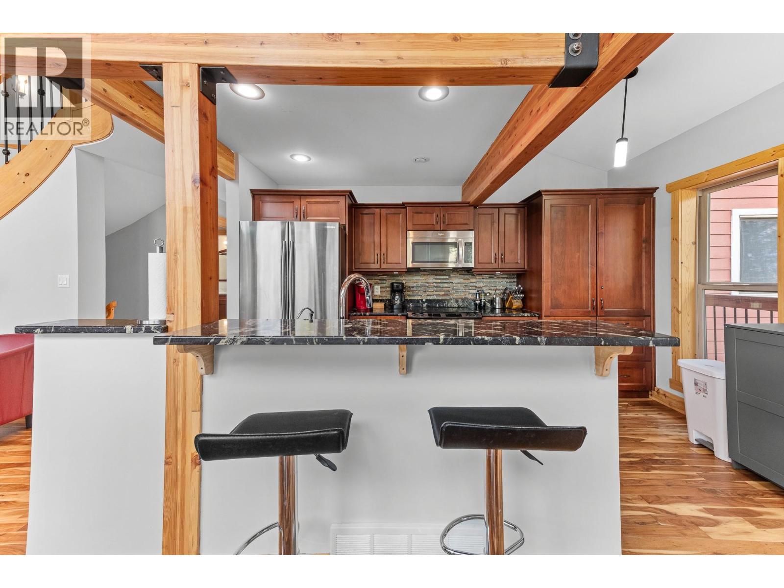 9881 Osprey Landing Drive, Wardner, British Columbia  V0B 2J0 - Photo 15 - 10390127