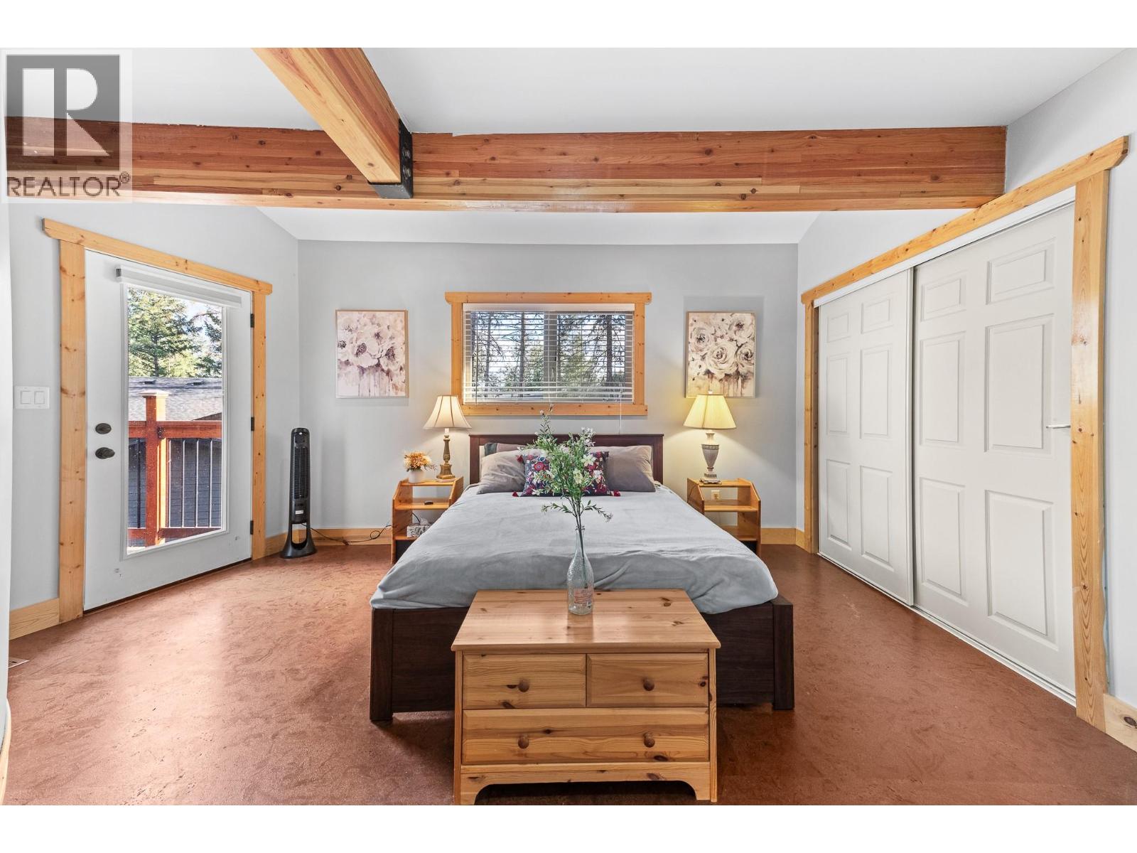 9881 Osprey Landing Drive, Wardner, British Columbia  V0B 2J0 - Photo 4 - 10390127