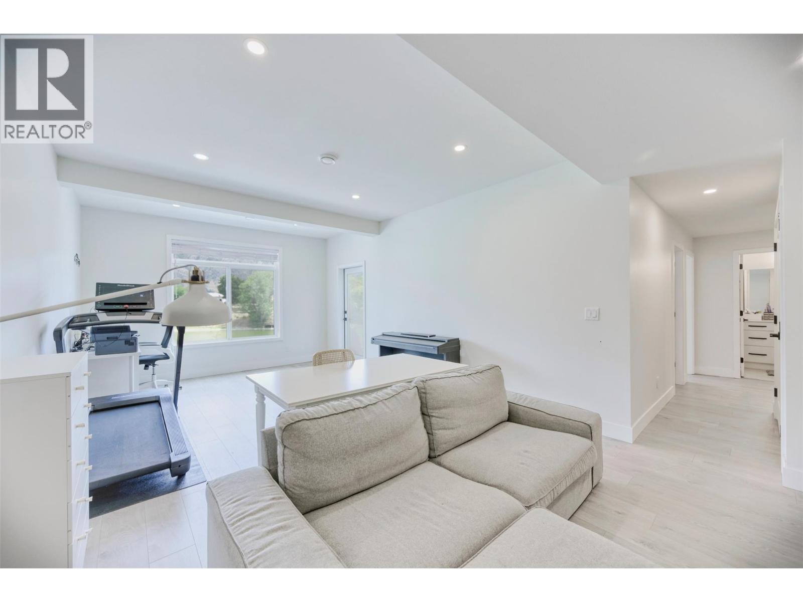 8000 Vedette Drive Unit# 10, Osoyoos, British Columbia  V0H 1V2 - Photo 15 - 10390555