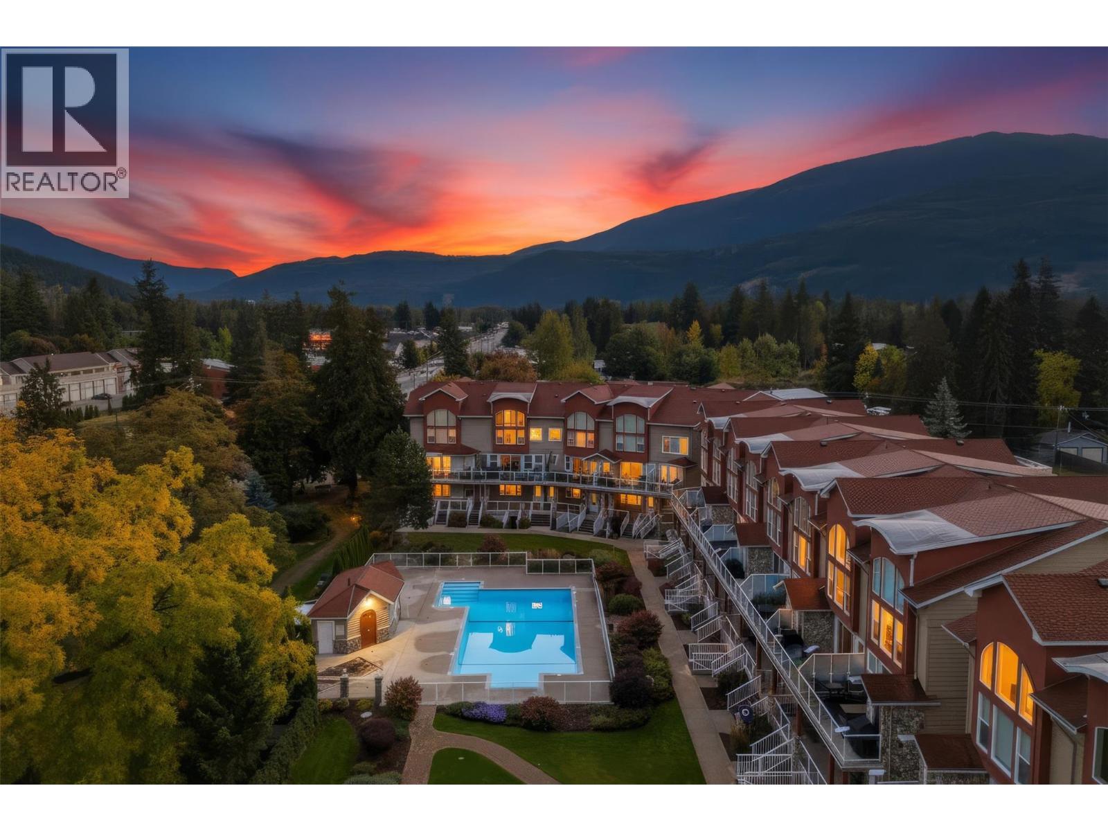 1130 Riverside Avenue Unit# 13, sicamous, British Columbia