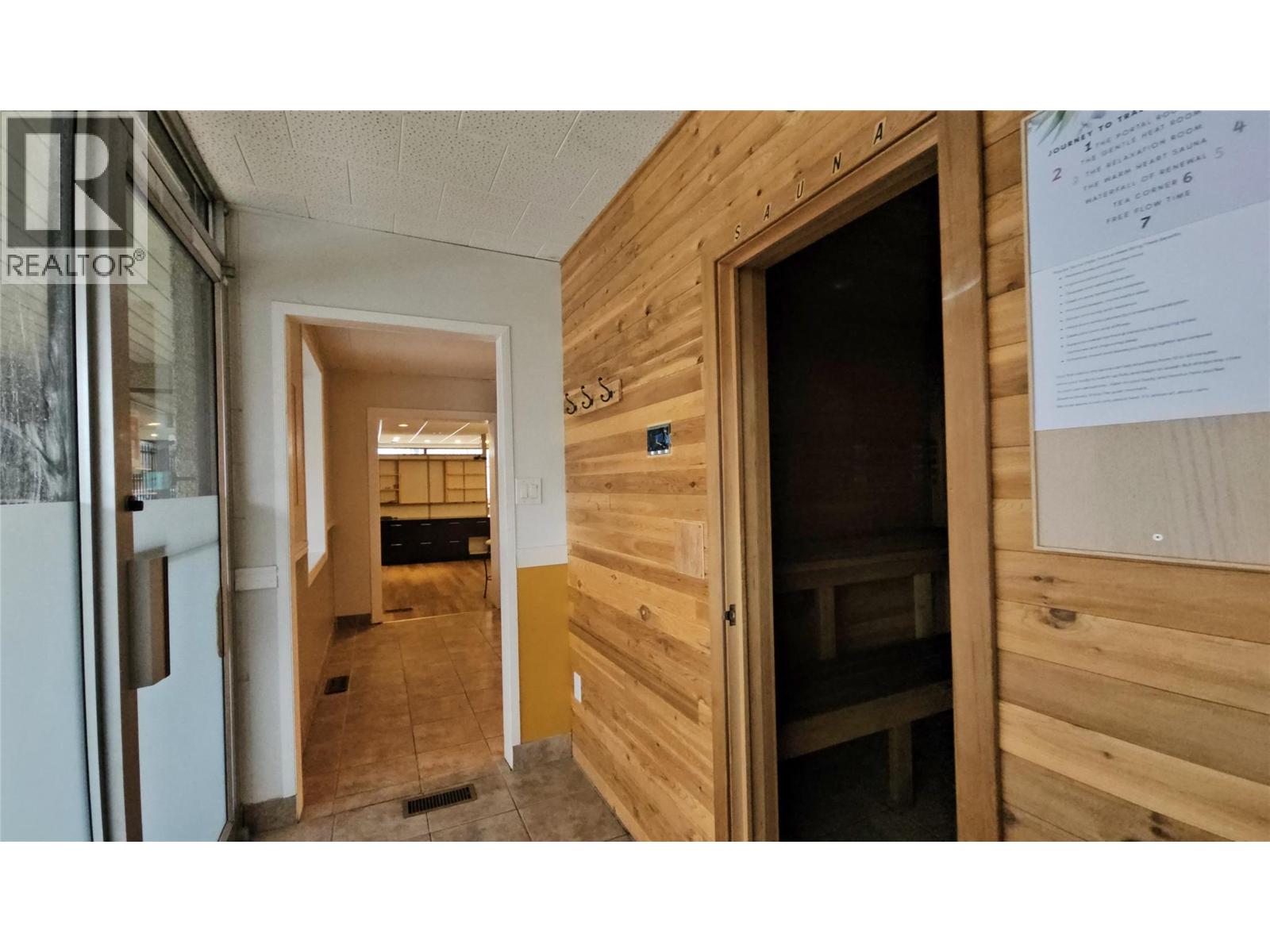 545 Lawrence Avenue Unit# B, Kelowna, British Columbia  V1Y 6L8 - Photo 8 - 10390837